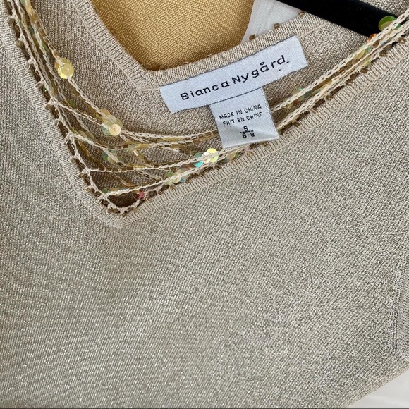 Golden Sleeveless Top - Picture 4 of 7